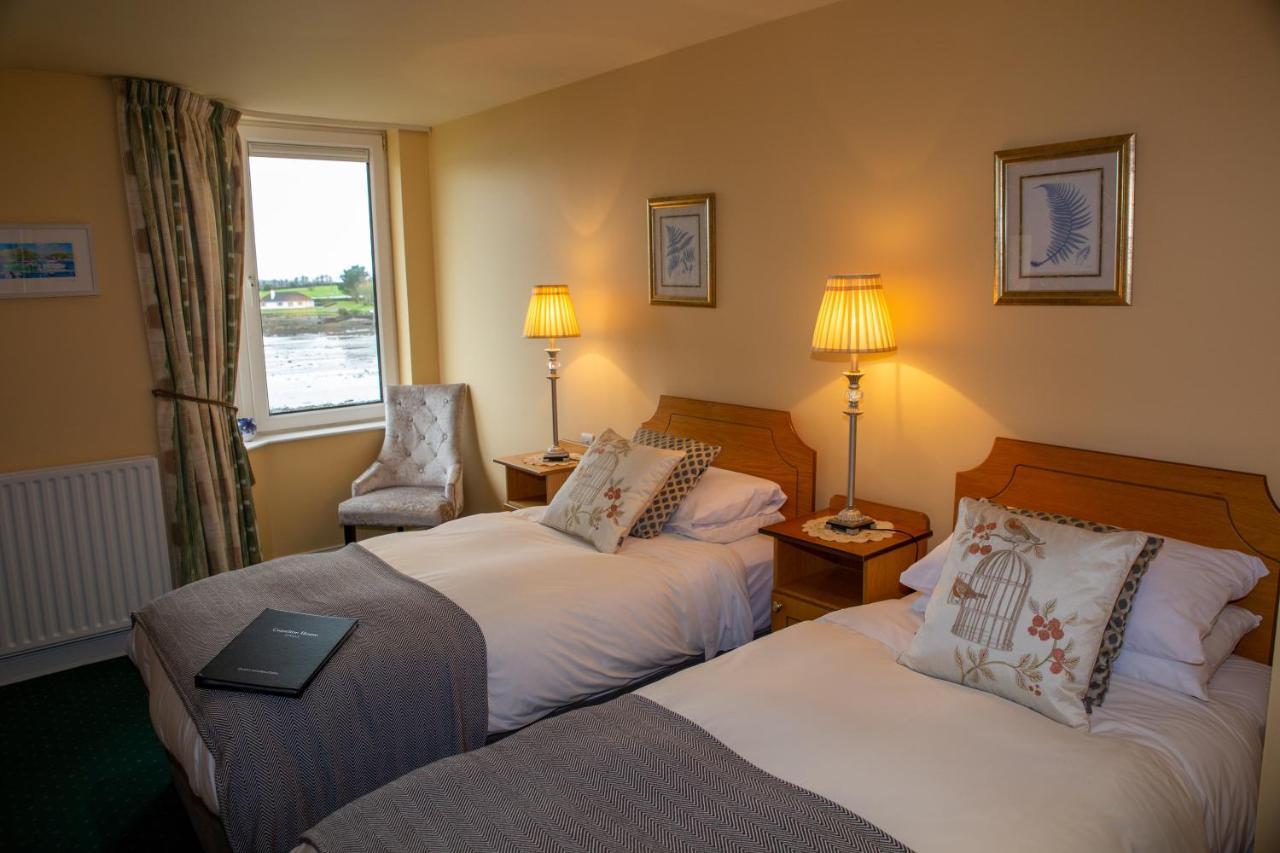 Coastline House Bed & Breakfast Дингъл Екстериор снимка
